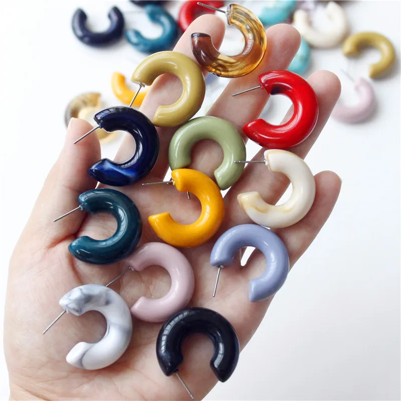 

Korean Style Semicircle Colorful Resin Open Hoop Earrings Retro Personalized Chunky Acrylic Geometric C Shaped Earrings, As pictue show