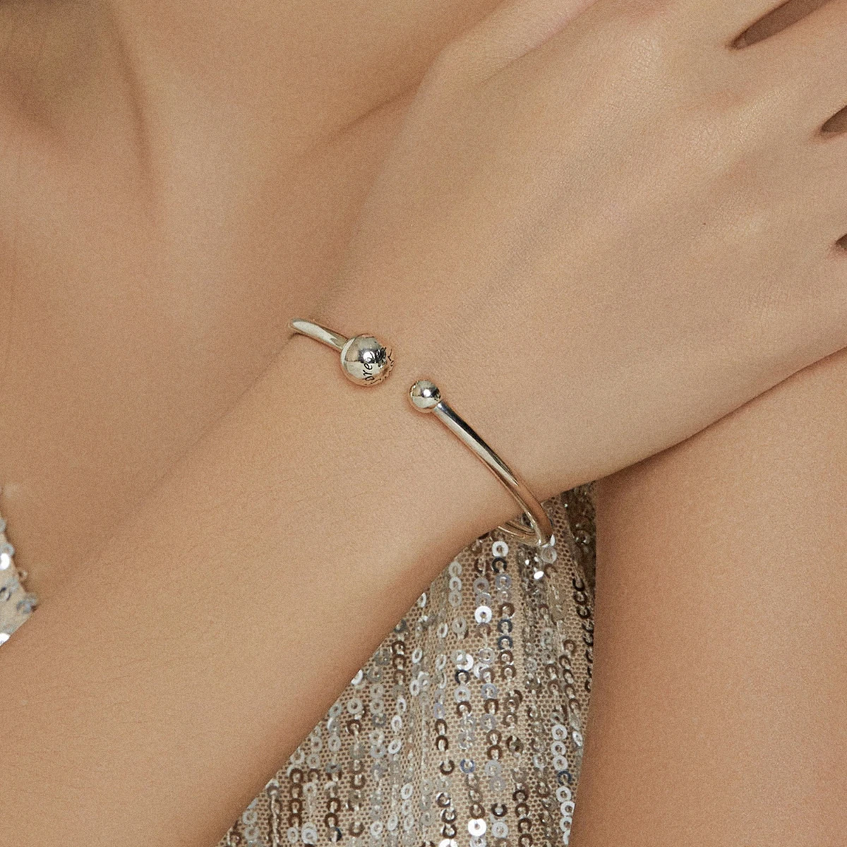 

2020 New Exquisite Charm Jewelry 925 Sterling Silver Beads Stretch Bracelet