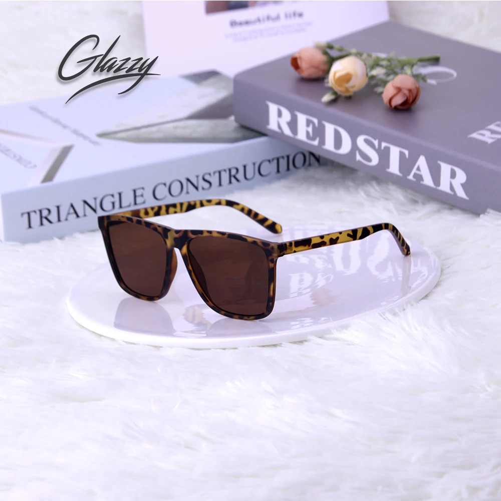 

2021 Sun Glasses Vintage Plastic Eyewear Large Square Frame UV400 Lentes Oversized Shades Sunglasses For Women And For Man, 4 colors
