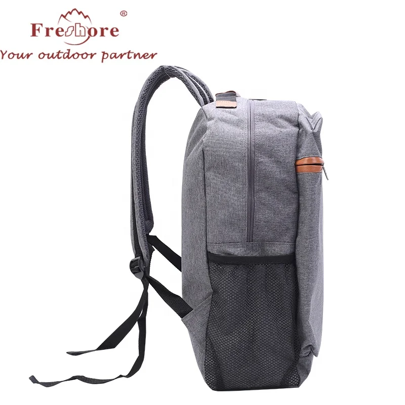 

Lightweight Waterproof Backpack for Men and Women (Black), Customized color