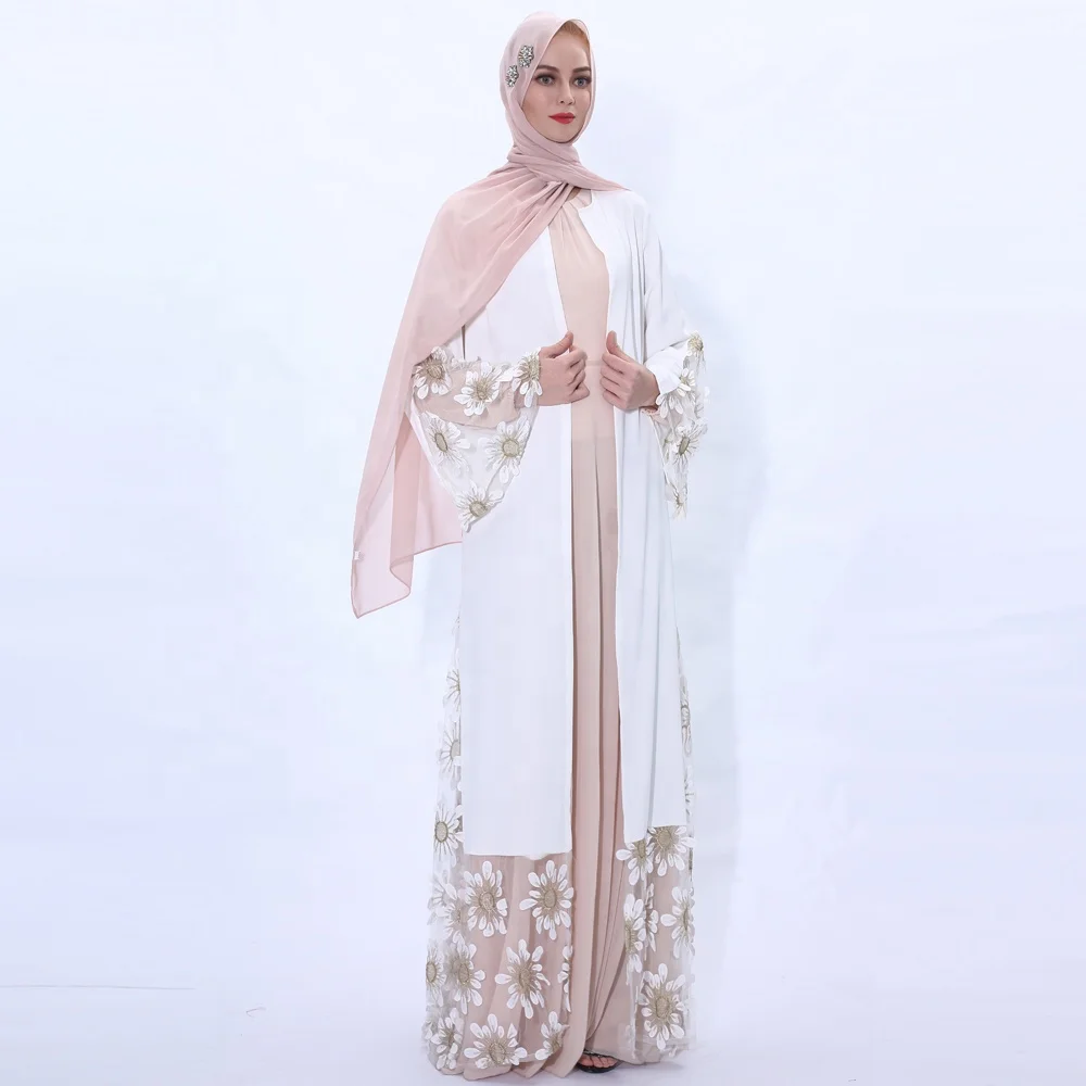

2020 elegant 3D Laser embroidery Mesh with horn sleeve abaya muslim dresses, White beige