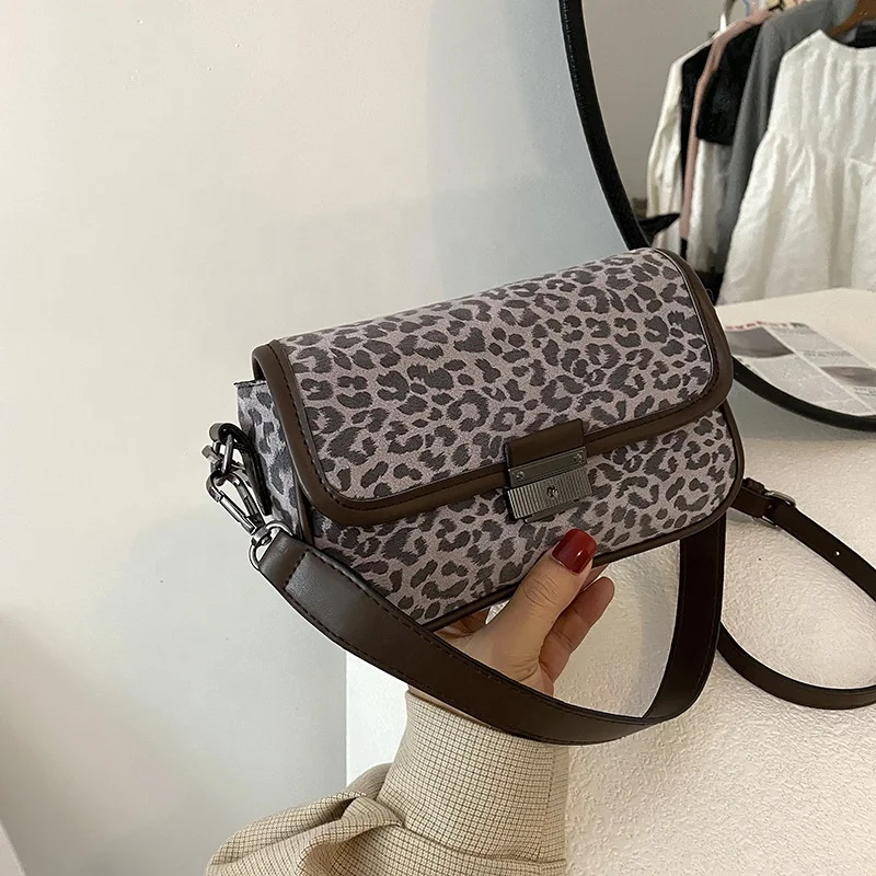

2021 Fancy PU Leather Vintage Style Ladies Purse Cross Shoulder Small Women Underarm Leopard Print Bag Handbag