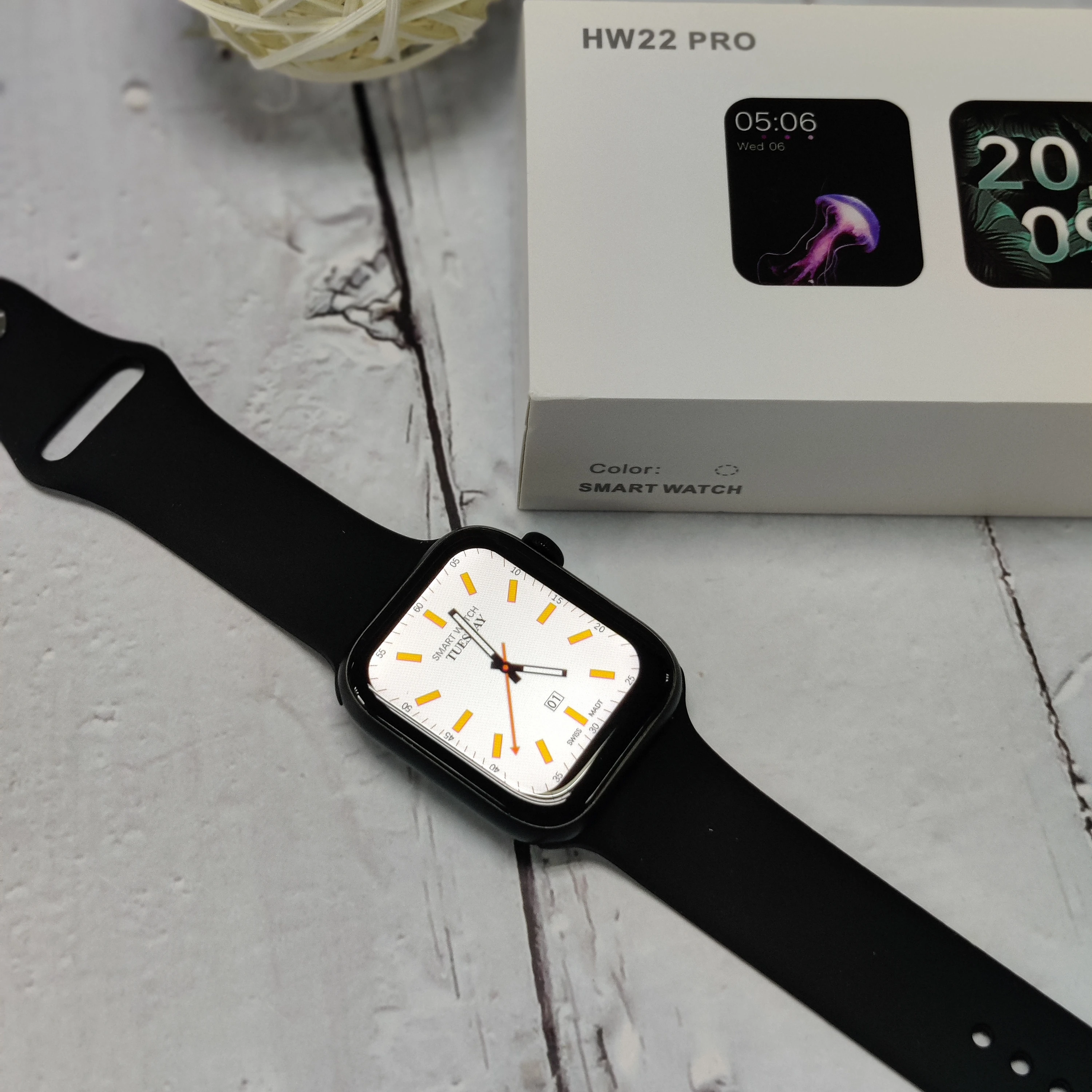 

wholesale Smart Watch price HW22 pro watch for Men BT Call Wireless Charger Passometer series 6 ladies Smartwatch