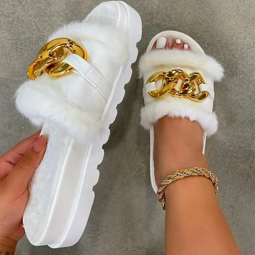 

Ladies Slip On Chain Decor Fluffy Slippers Round Toe Thick Sole Fur Slides Solid Black White Luxury Slippers Fur Flip Flops