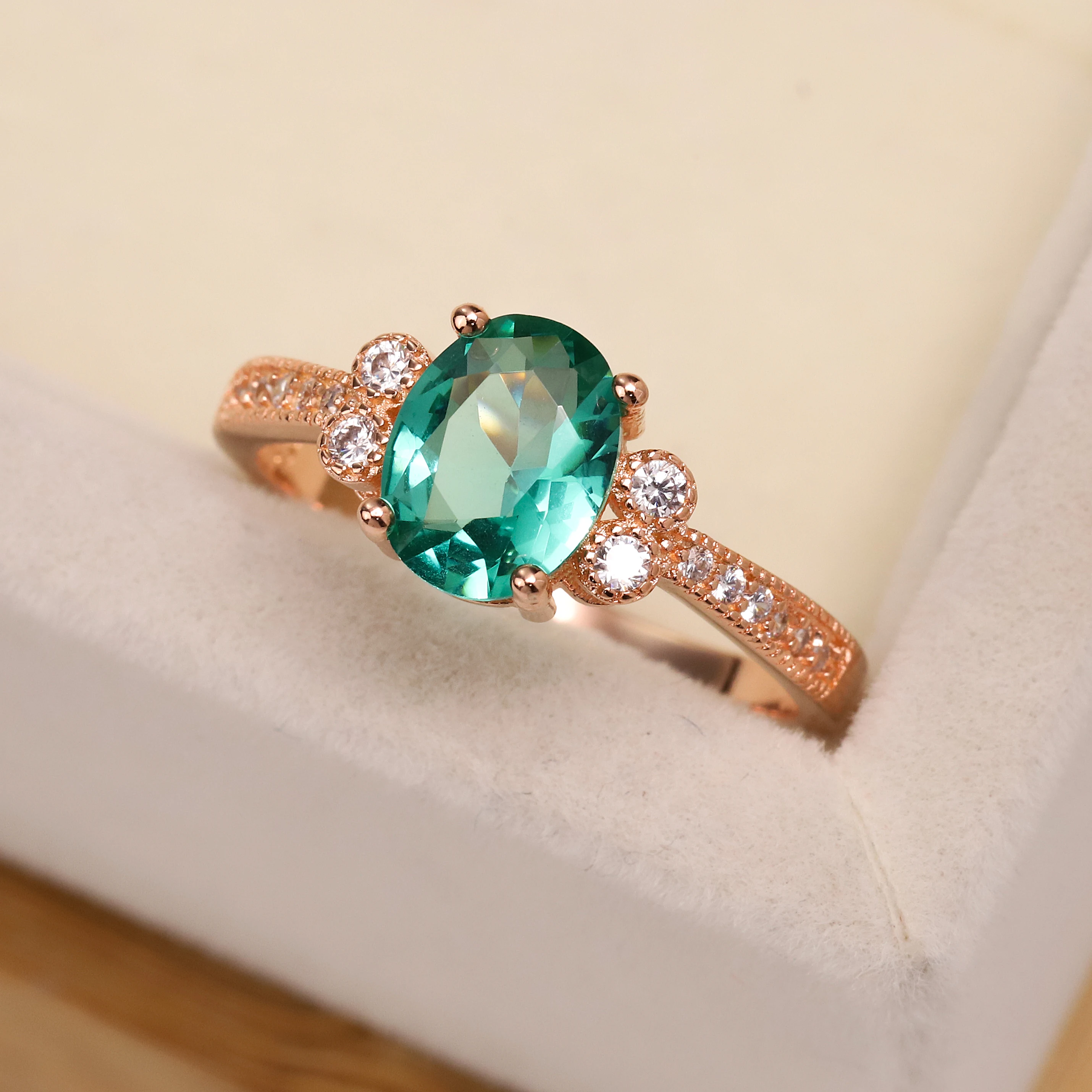 

Best selling European and American S925 silver plated rose gold wedding ring zircon Lady Green goose egg crystal jewelry