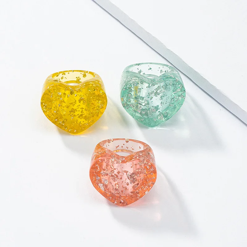

Designs European and American Summer Fashion Accessories Wholesale 3 Resin Acrylic Transparent Heart Ring Set