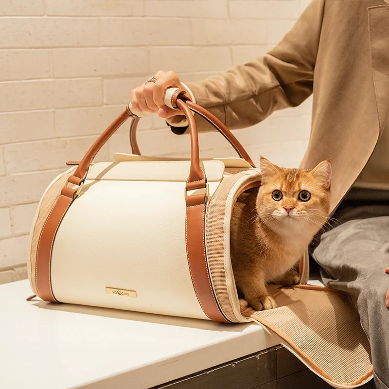 

VOOCOO Luxury Pet Carrier Bag with Fashion Design Cat Dog Bag Outdoor New Arrived Pet Travel Handbag Shoulder Bag