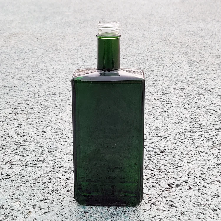 Rectangle Shape 500ml Liquor Bottle Green Color Gin Tequila Bottle