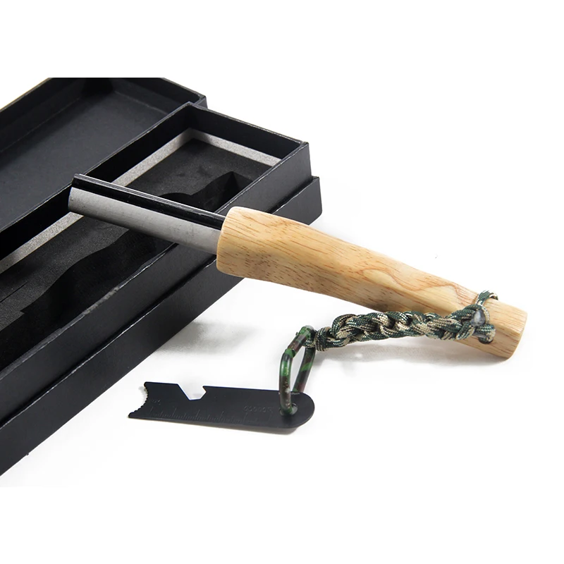 

Outdoor equipment torch flint gift box with torch is convenient and convenient flintstone