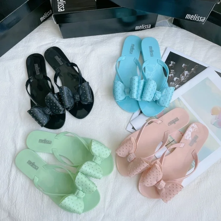 

Latest Design Wholesale Flip-Flops Slippers Women Indoor And Outdoor PVC Jelly Beach Sandals, Customized