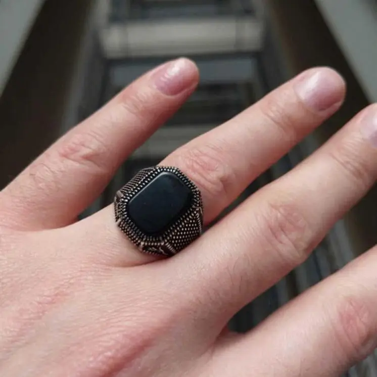 

China Factory Dimond Men Custom Men Crystal Finger O Rings Man Rings, Black