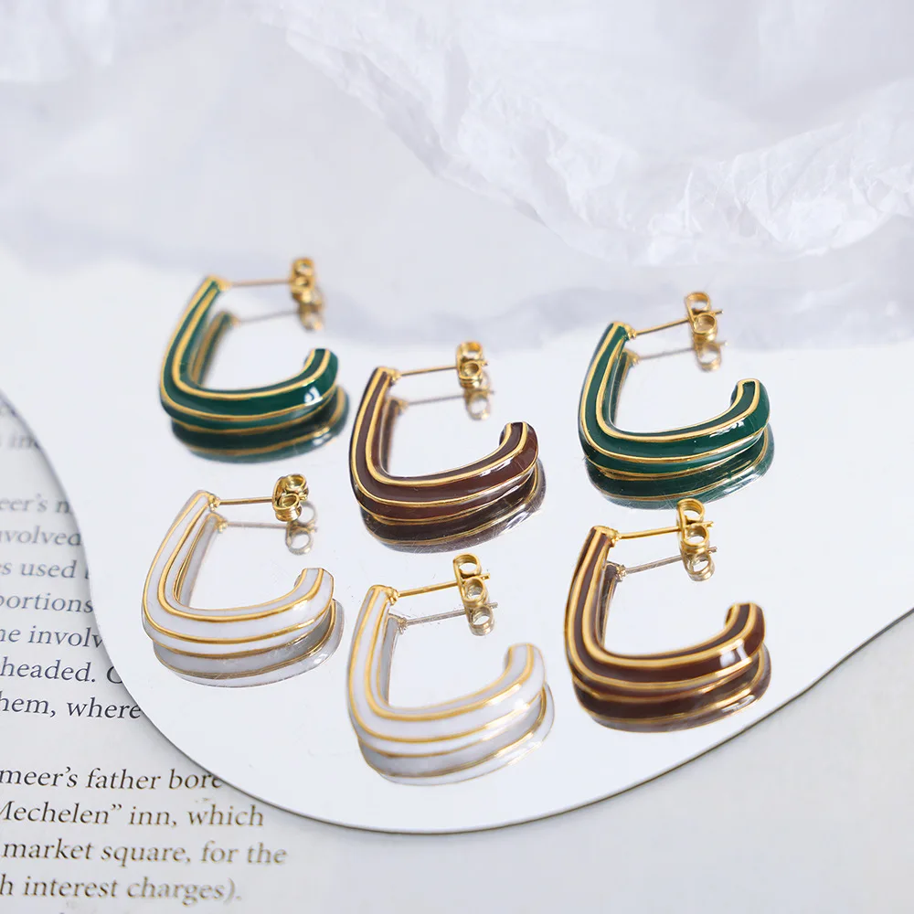 

Enamel Color Stud Earrings White Green Enamel L-shaped Inlaid Gold Line C-shaped Exaggerated Earring