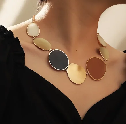 

Exaggerated Metal Enamel Necklace Party Necklace Round Necklace for Women