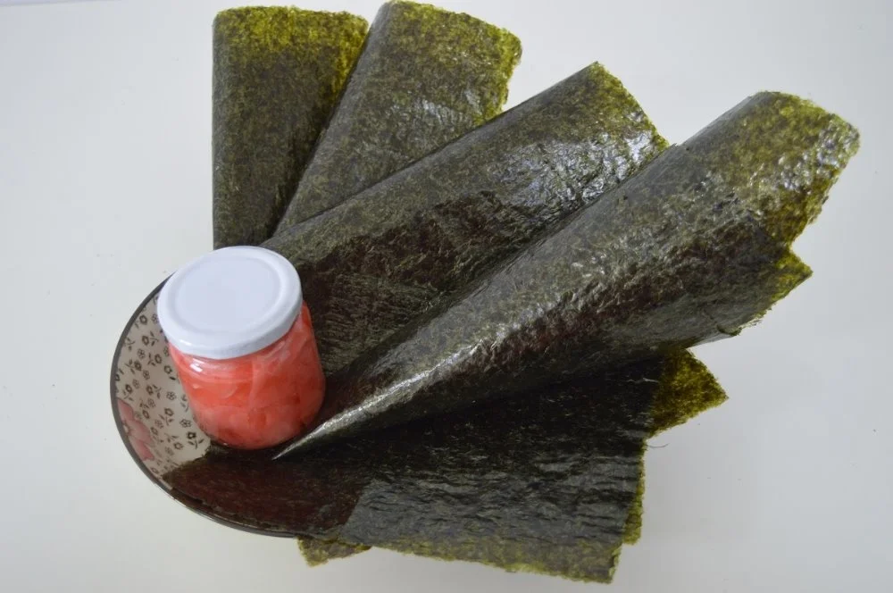 
dry seaweed wakame 10sheets package yaki Sushi Nori 
