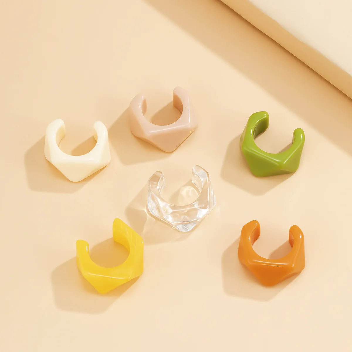 

2021 New Colourful Transparent Acrylic Resin Rings Kpop Geometric Square Round Rings Anillos for Women Travel Jewelry