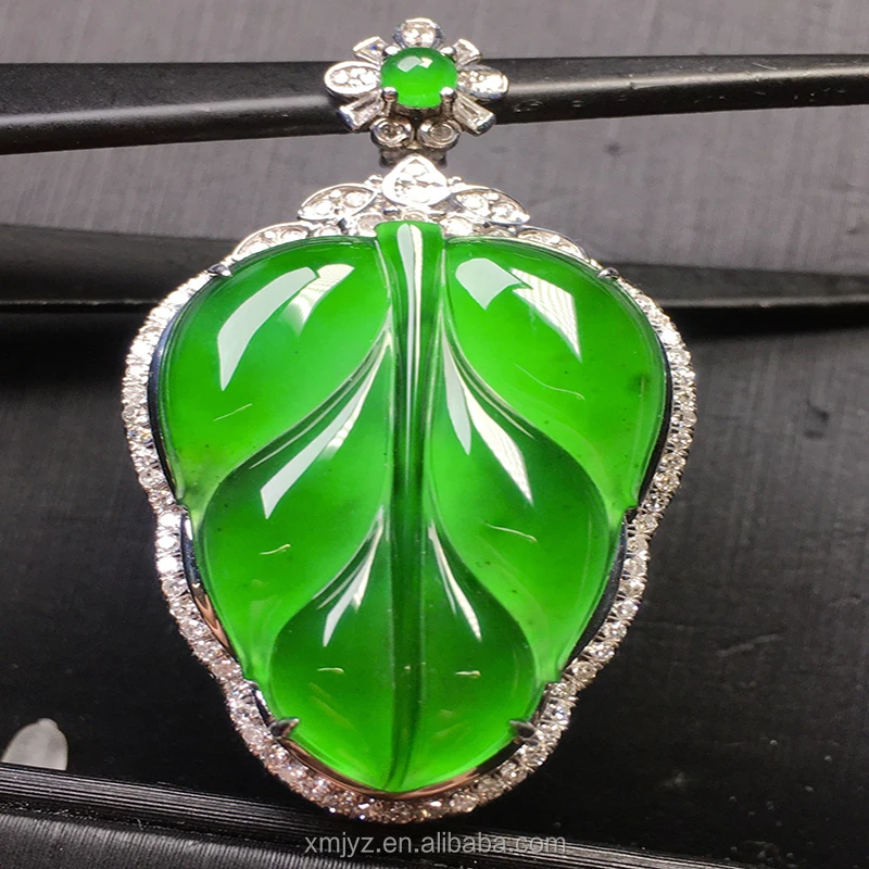 

18K Gold Diamond Pendant A Grade Jadeite Ruyi Guanyin White Gold Green Purple Jade Buddha Pendant Necklace