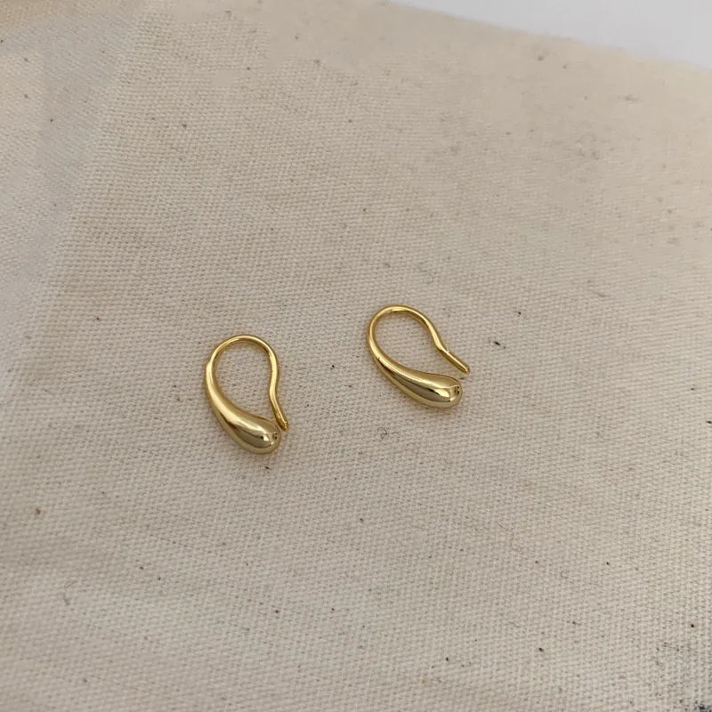 

JuHu Small Water Drop Metal Earrings Simple Retro Wild Niche Temperament Personality Wholesale Earring, 016 gold, 017 silver
