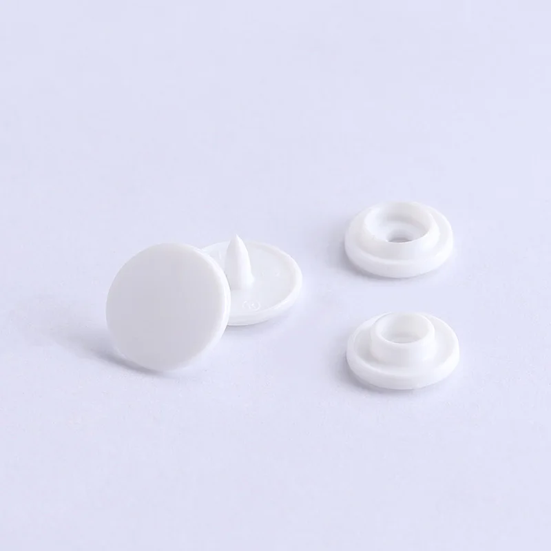 plastic snap button (1).jpg