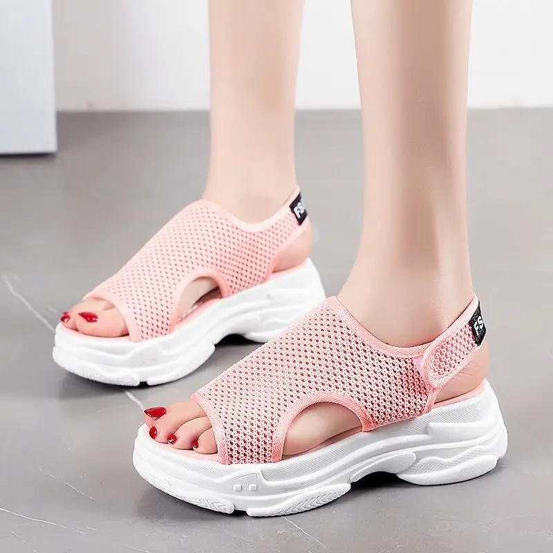 

Summer Woman Breathable Sandals Solid meshslippers casual Peas Shoes New Platform Shoes Light slip on shoes