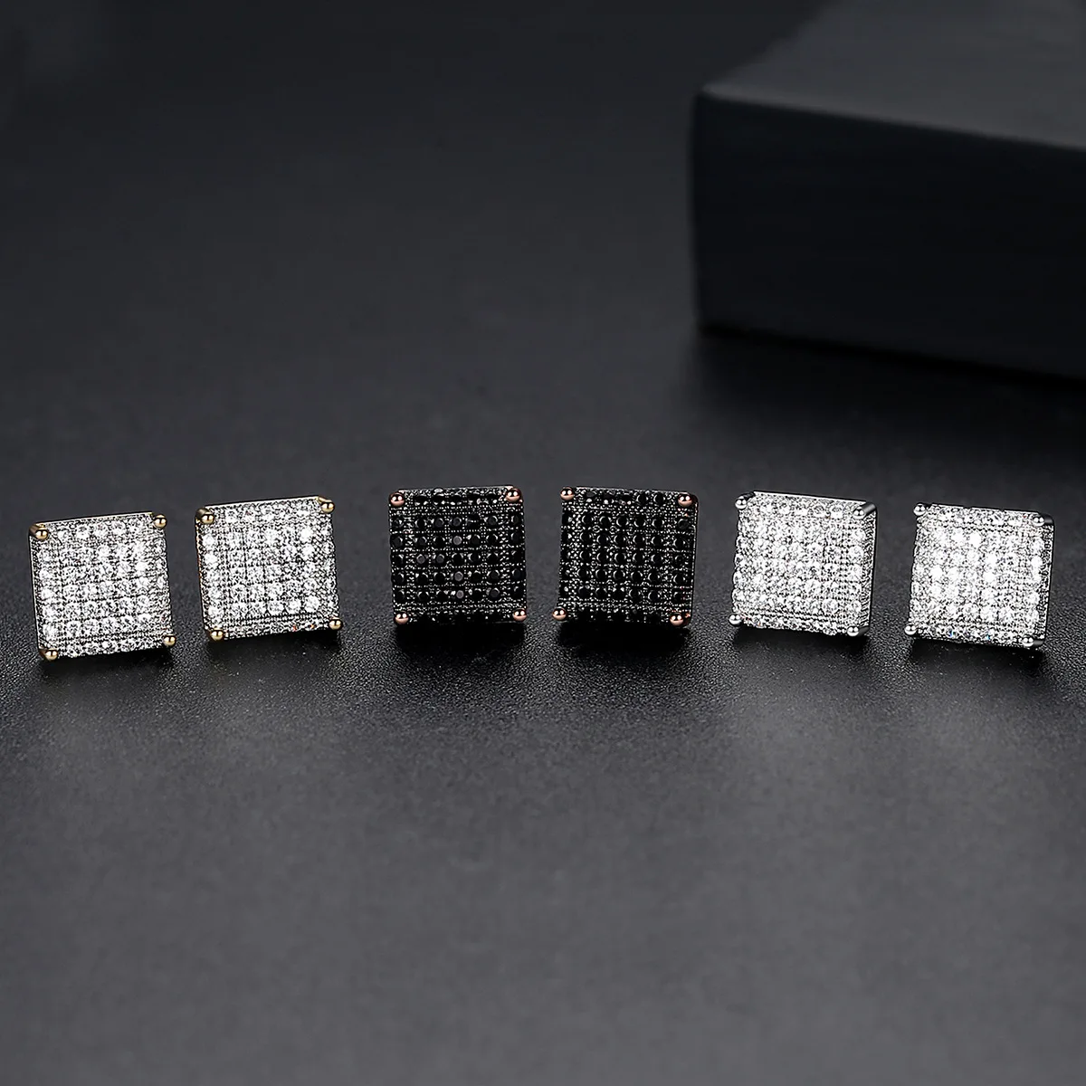 

HipHop Fashion Iced Out Bling Stud Earrings Gold Color Diamond Micro Pave Cubic Zircon Square Stud Earring For Men & Women, Picture