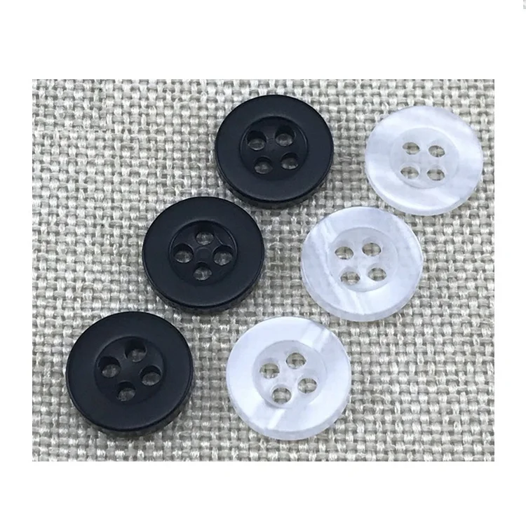 

11.5mm 1000pcs per pack resin plastic button for T shirts garments