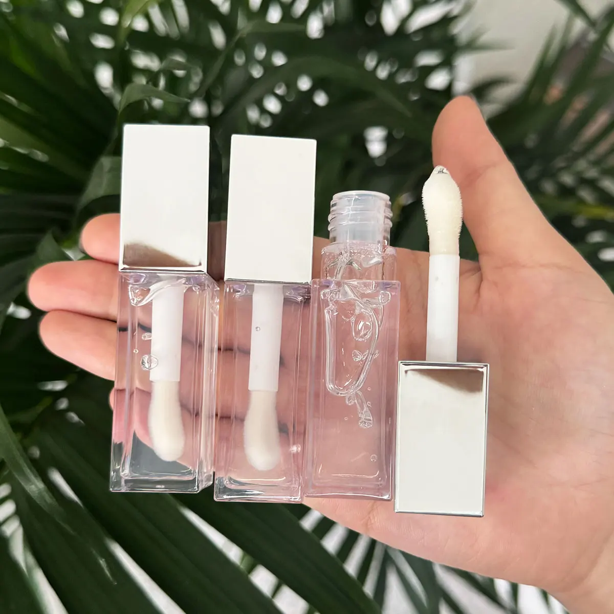 DIY Hot Sale Natural Vegan Lip Big Brush Gloss Customization Private Label Glossy Lip Gloss