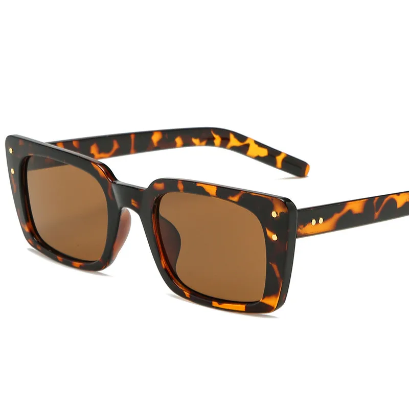 

Red Cheap Locs Custom Logo China for Women Wholesale Sunglasses Ladies, Multi colors