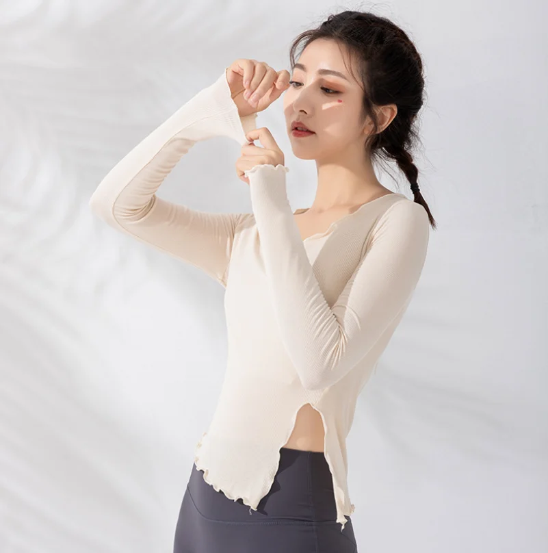 

New autumn/winter yoga clothes long sleeve Tight size S M L Sports T-shirt, 4 colors