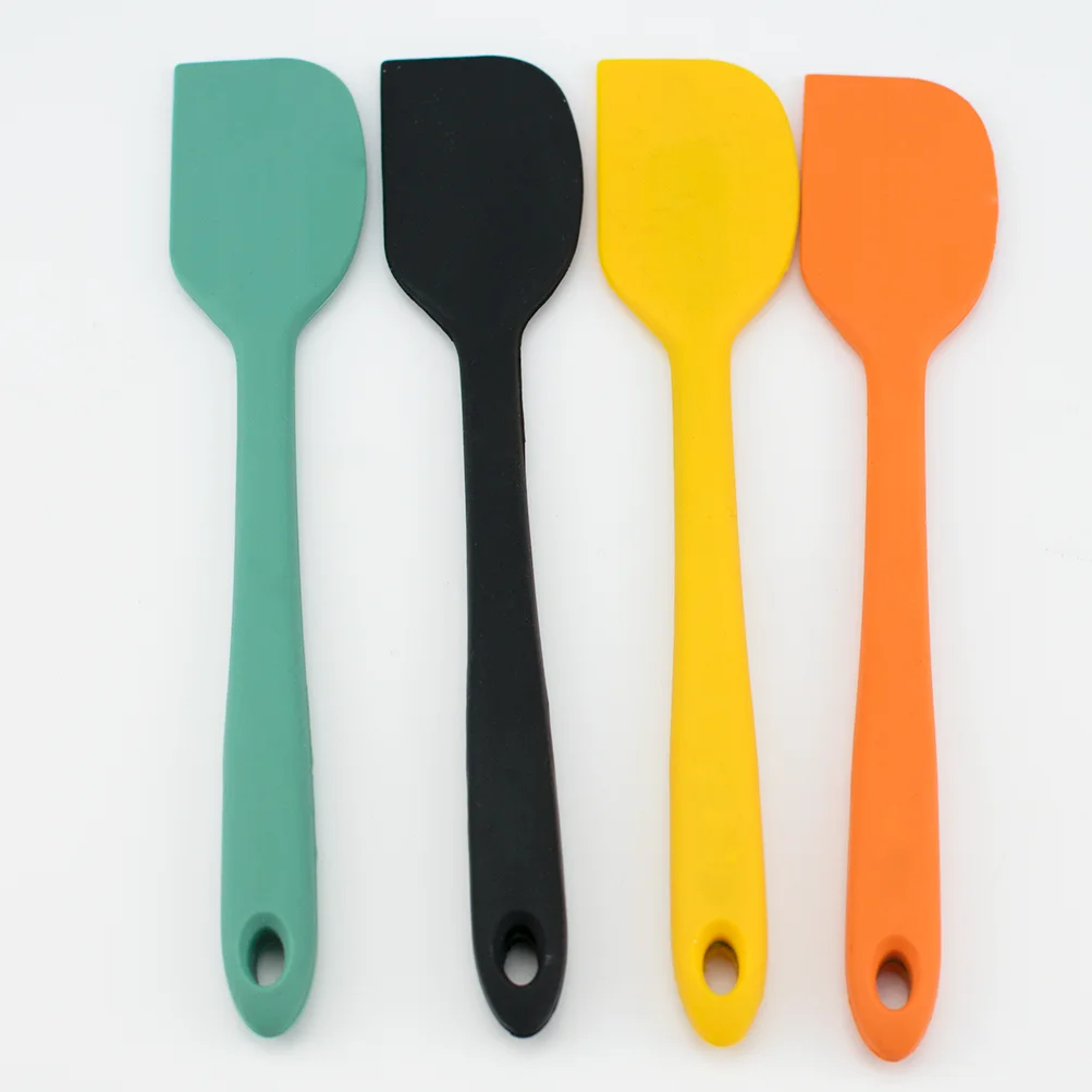 
Microwave Silicone Bakeware Set of Muffin Mould, Spatula, Mixing and Pastry Brush 