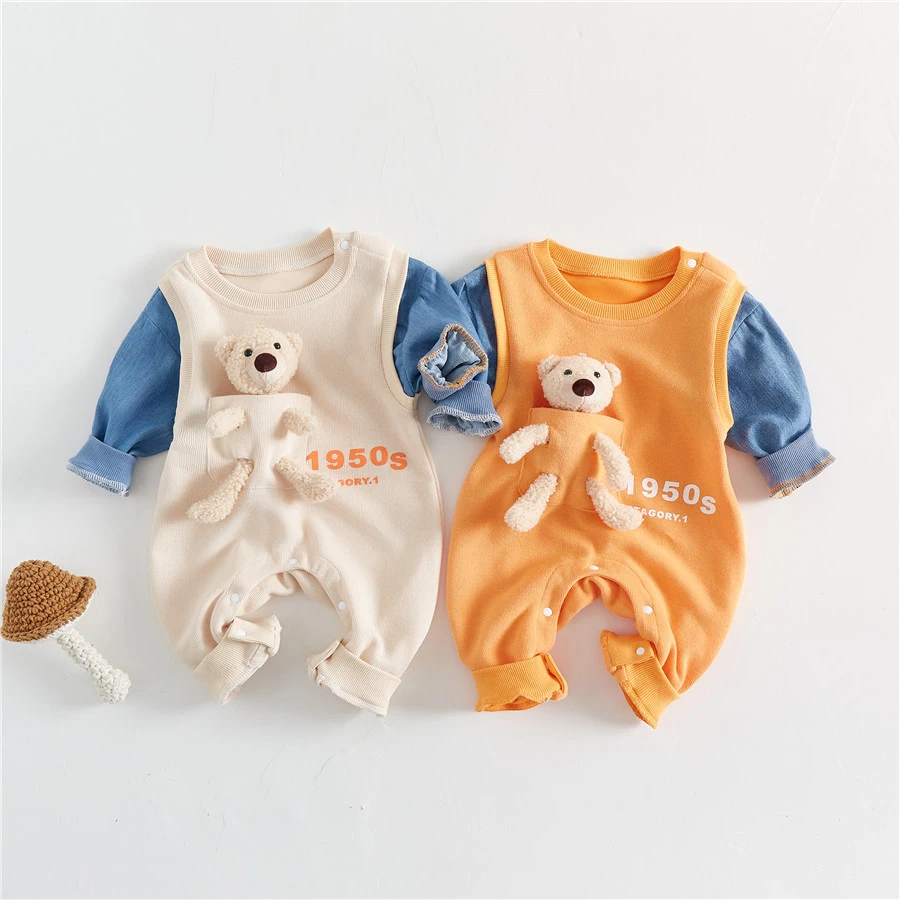 

2021 spring baby clothing cotton long-sleeved one-piece clothes cartoon pocket bear baby outing romper, Orange/beige