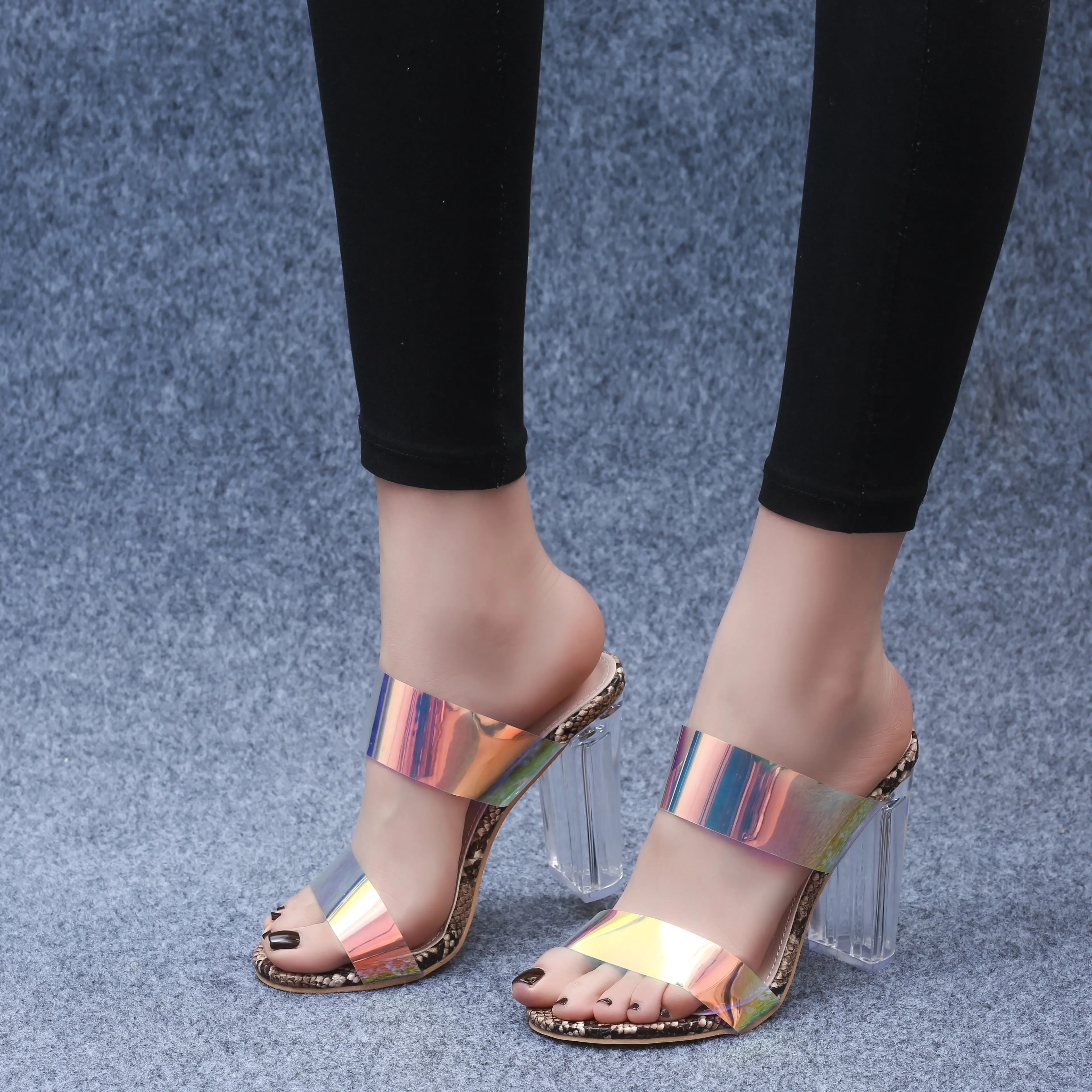 

2021 summer fashion thick heel sandals women's sexy transparent women's shoes