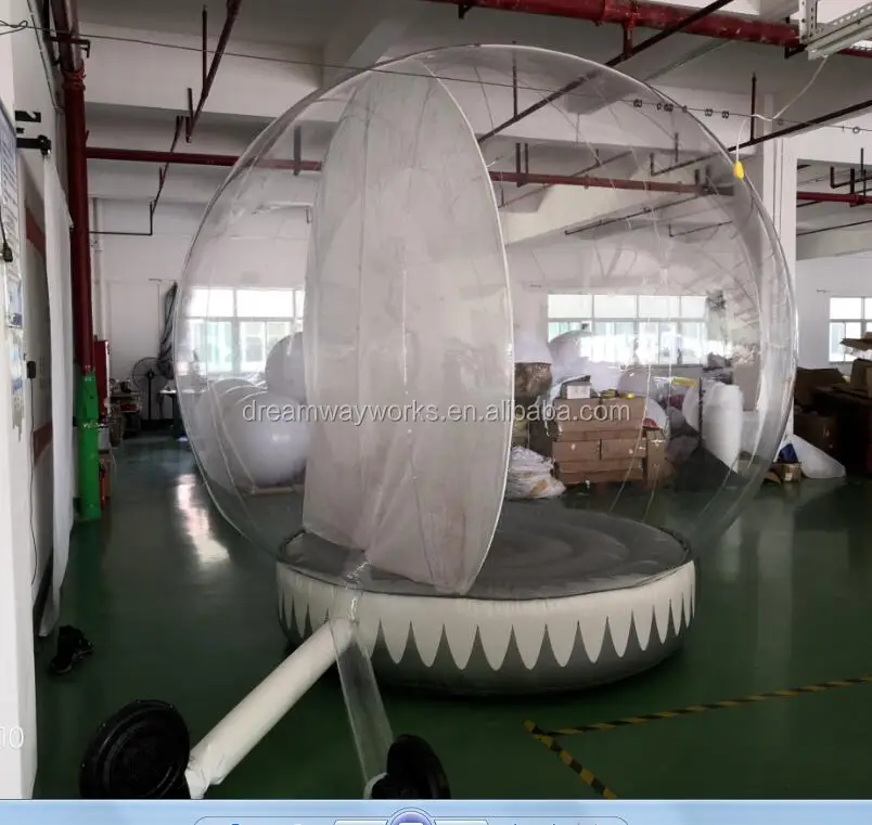 inflatable snow globe 1.jpg