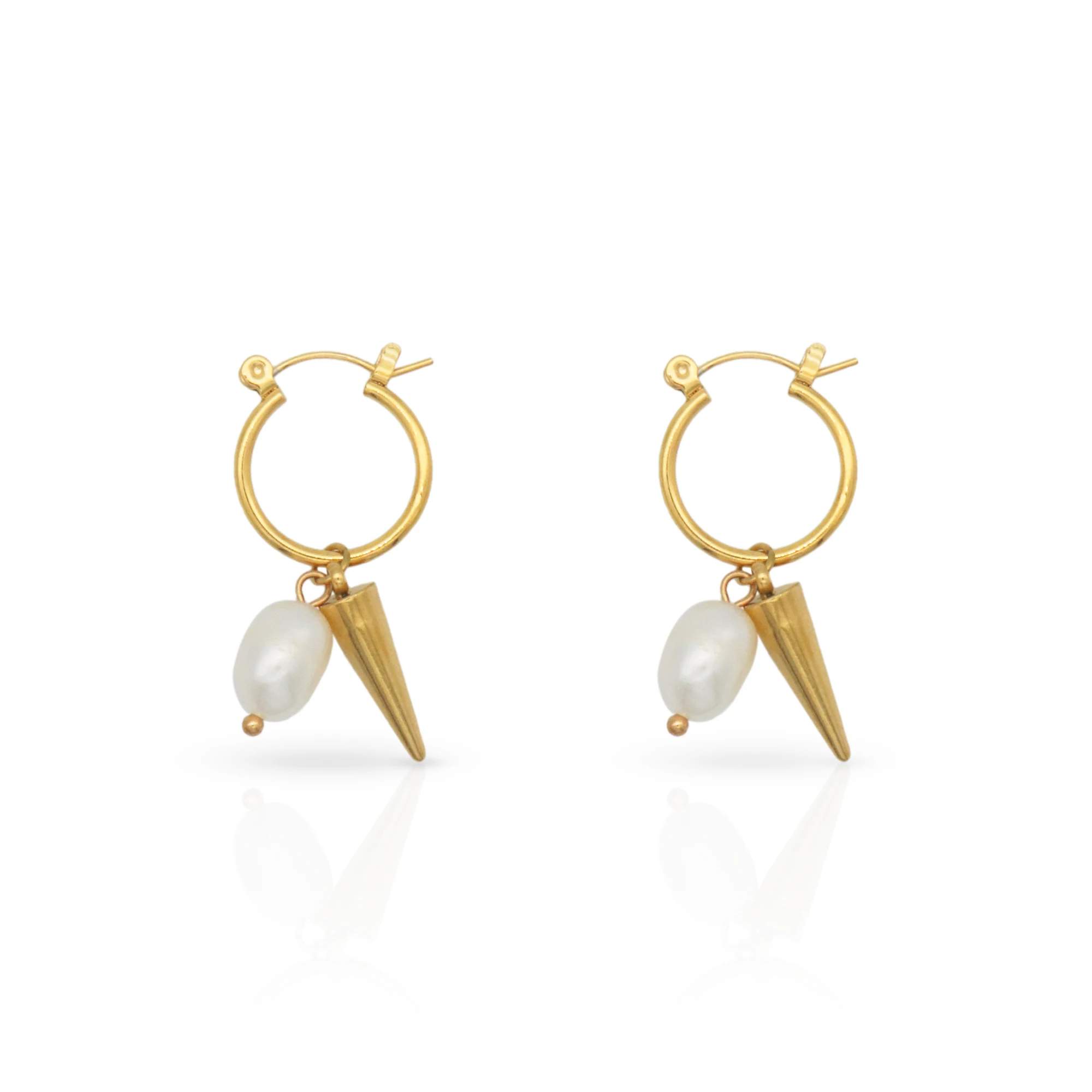 

Chris April in stock fashion jewelry 316L stainless steel PVD gold plated Freshwater pearls cone hoop earrings