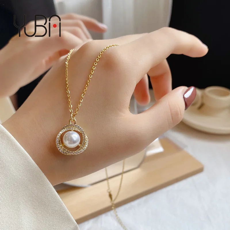 

Baroque Korean Fashion Delicate Pearl Choker Necklace 14K Gold Plated Full Crystal Round Charm Pendant Necklace