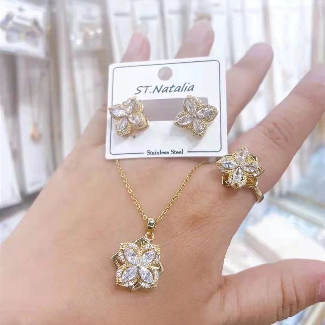 

2022 Simple Titanium Steel Cz Zircon Luxurious Flowers Spinner Anxiety Ring Good Quality China Wholesale Necklaces Jewelry Set, Gold