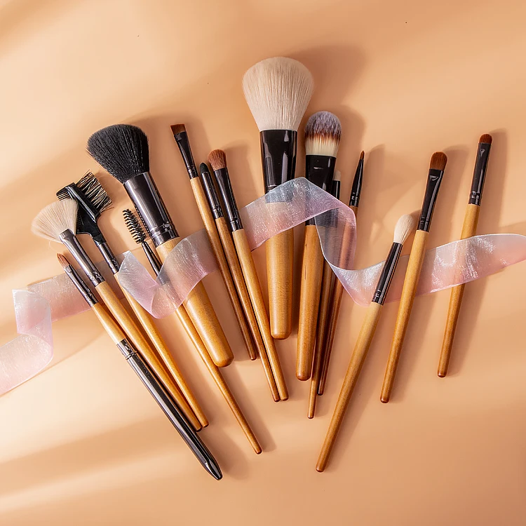 

Wholesale No Logo 15pcs Professional Unique Nude Bamboo Wooden Handle Synthetic Makeup Brushes