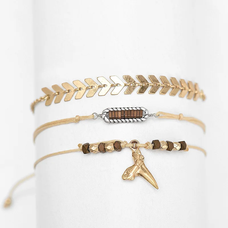 

Ins Hot Selling Jewelry Red Metal Geometric Beads Chain Bracelet Gold Plated Rope Arrow Bracelet For Women