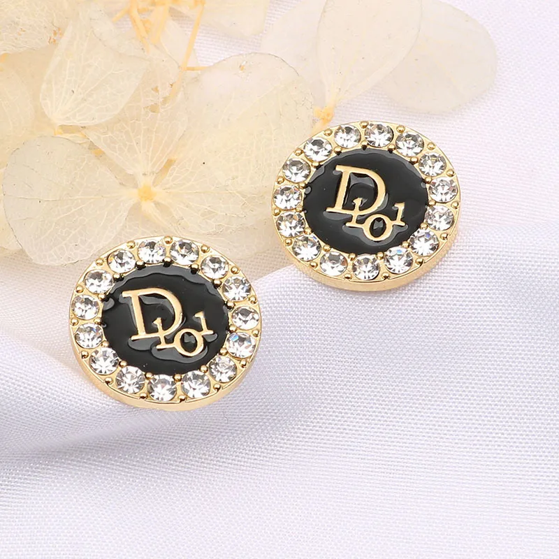 

Trendy Designer Jewelry Brand Logo Luxury Letter Earrings Gold Stud Earrings for Women Jewelry Making