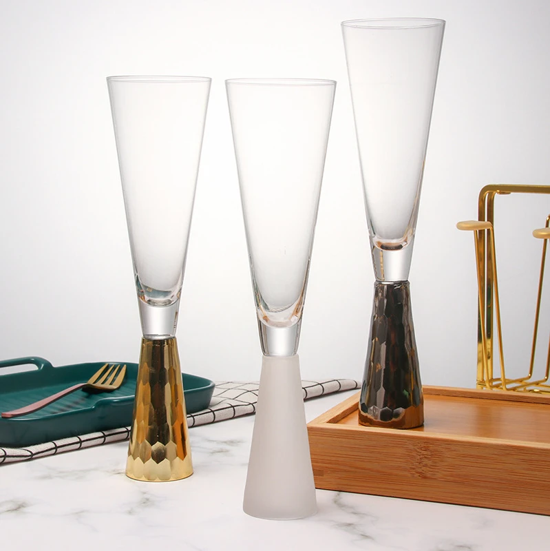 

Creative wine glass Champagne glass goblet home model room club table wine glass banquet decoration cup