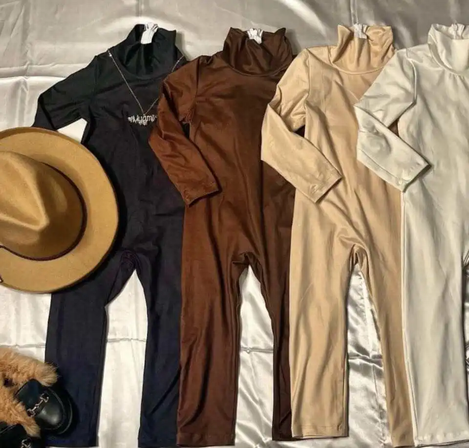 

2021 latest Wholesale Long Sleeves One Piece Jumpsuit Kids Clothes in 40 solid color For Kids Clothes Wear Spring Fall, As picture