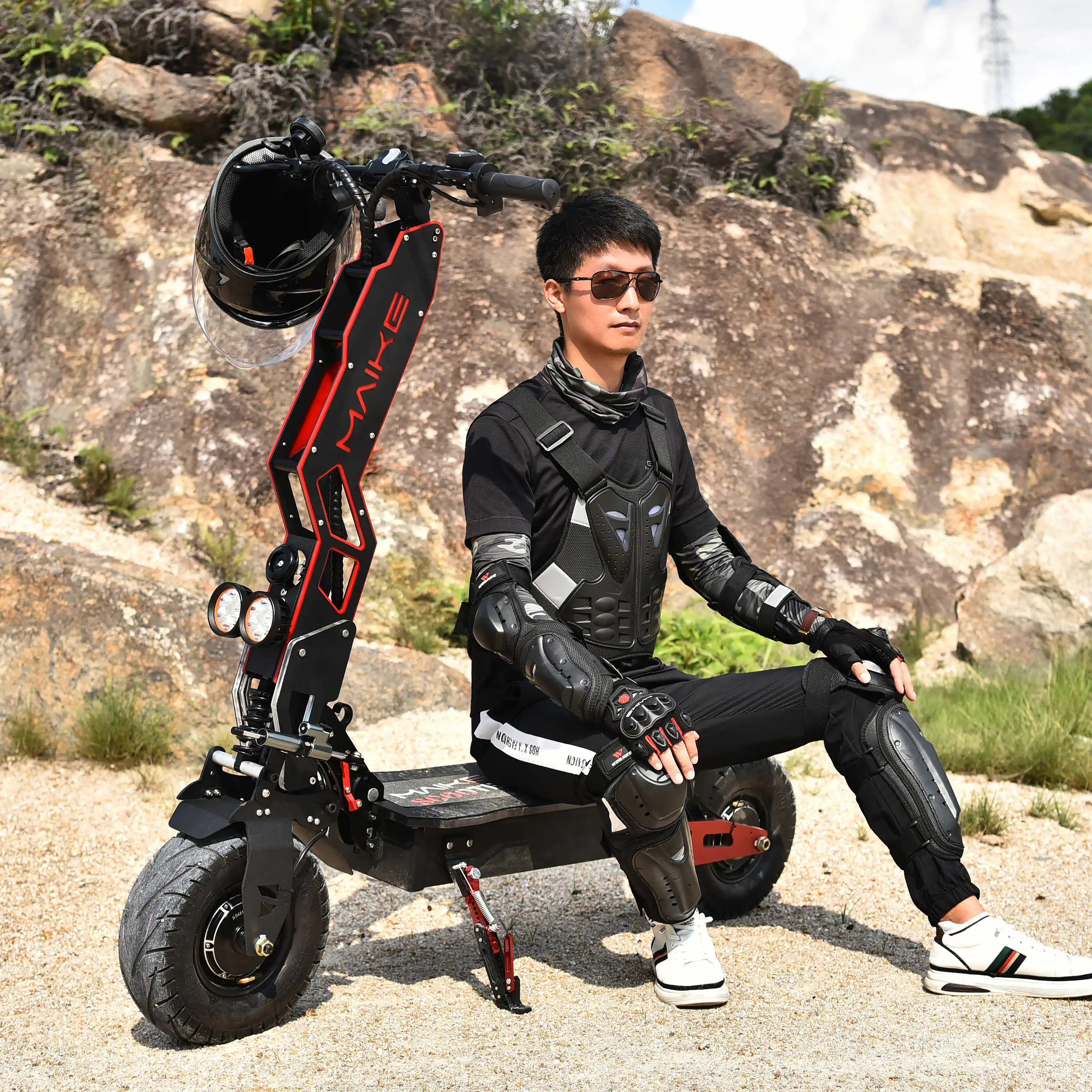 

Maike MKS 8000w 13 inch Big Wheel Escooter Electrico Long Mileage 90-110kms Dual Motor Electric Scooter