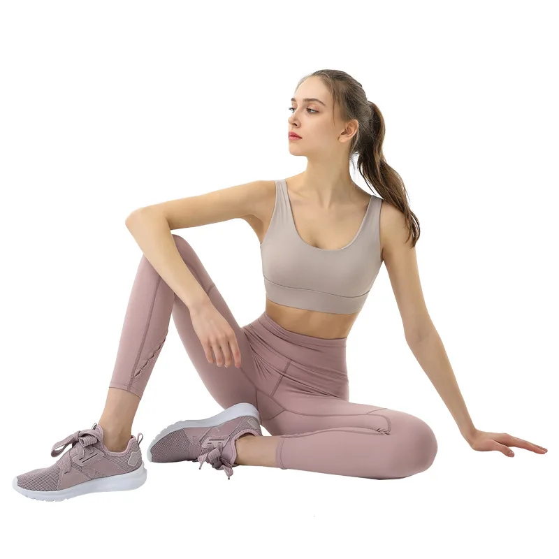 

2021 New Yoga Set Beauty Back Quick-drying Sports Running Fitness bra leggings set, Customized colors