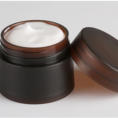 

Guangzhou Wholesale Amber Colour PP Container 3ml Empty Cream Plastic Moisturizing Face Jar packaging