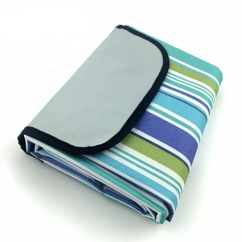 

Outdoor Picnic Blanket Beach Mat with Tote Waterproof 180x150 cm Hiking Camping