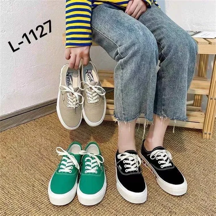 

L-1127 Stock, small white shoes 2021 new love bottom shoes retro Hong Kong style student canvas shoes