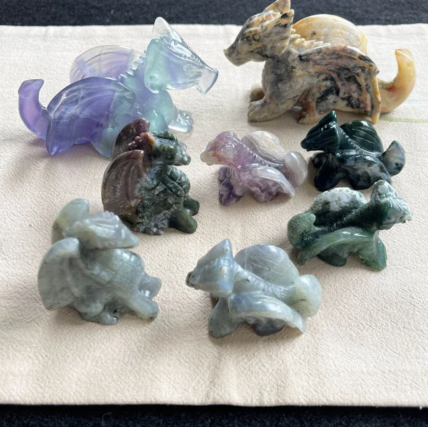 Wholesale Natural Gemstone Dragon Statue Healing Stones Quartz Crystal Carving Dragon Home Crystal Decoration