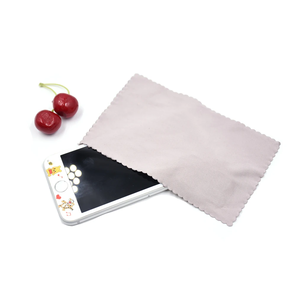 

Custom 15*18cm Colorful Soft Microfiber Lens Eyeglasses Cleaning Cloth with Embossed Logo