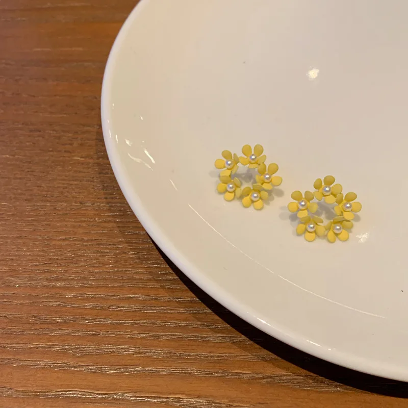 

Summer Cute Jewelry Multi Flower Circle Stud Earrings Pearl Blossom Mini Flower Stud Earrings