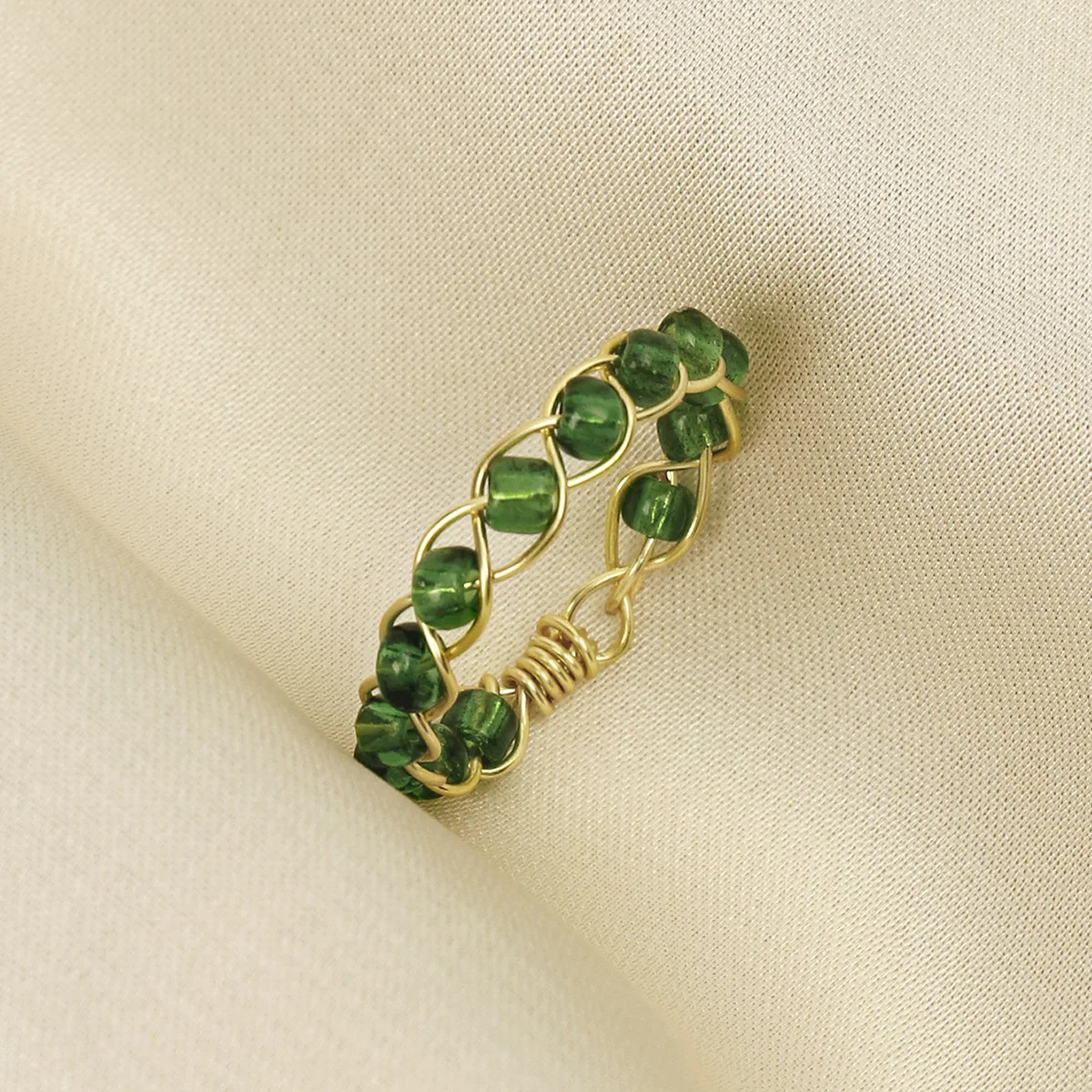 

Hand Woven Natural Seed Bead Round Bead Copper Wire Ring Personality Design Handmade Finger Ring