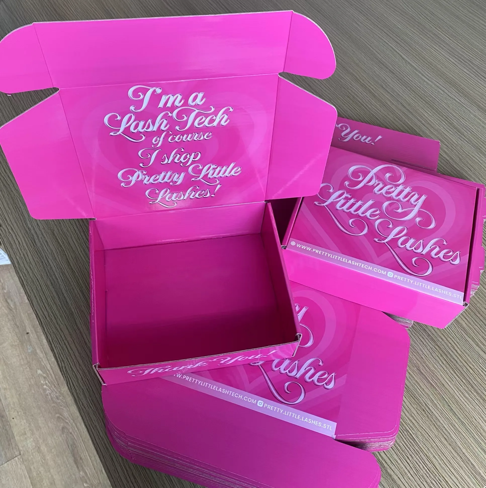 2025 hot sell CustomMailer Paper Box for Shipping Bio-Degradable Clothing Shipping Box Matt Glossy Lamination Tshirt Box